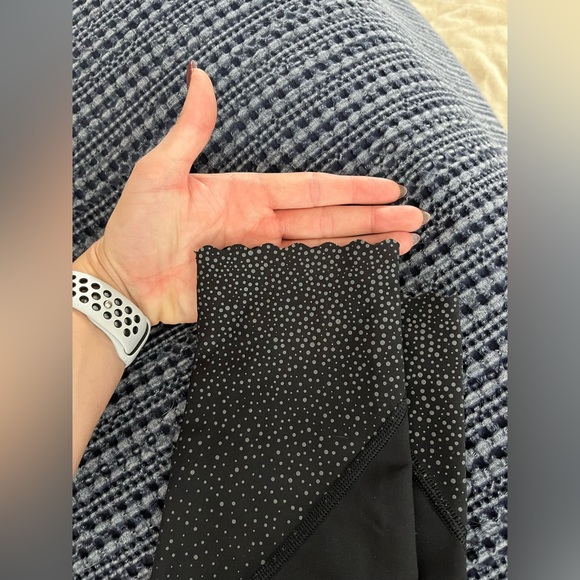 Lululemon Running Leggings, size 6 - Picture 3 of 8